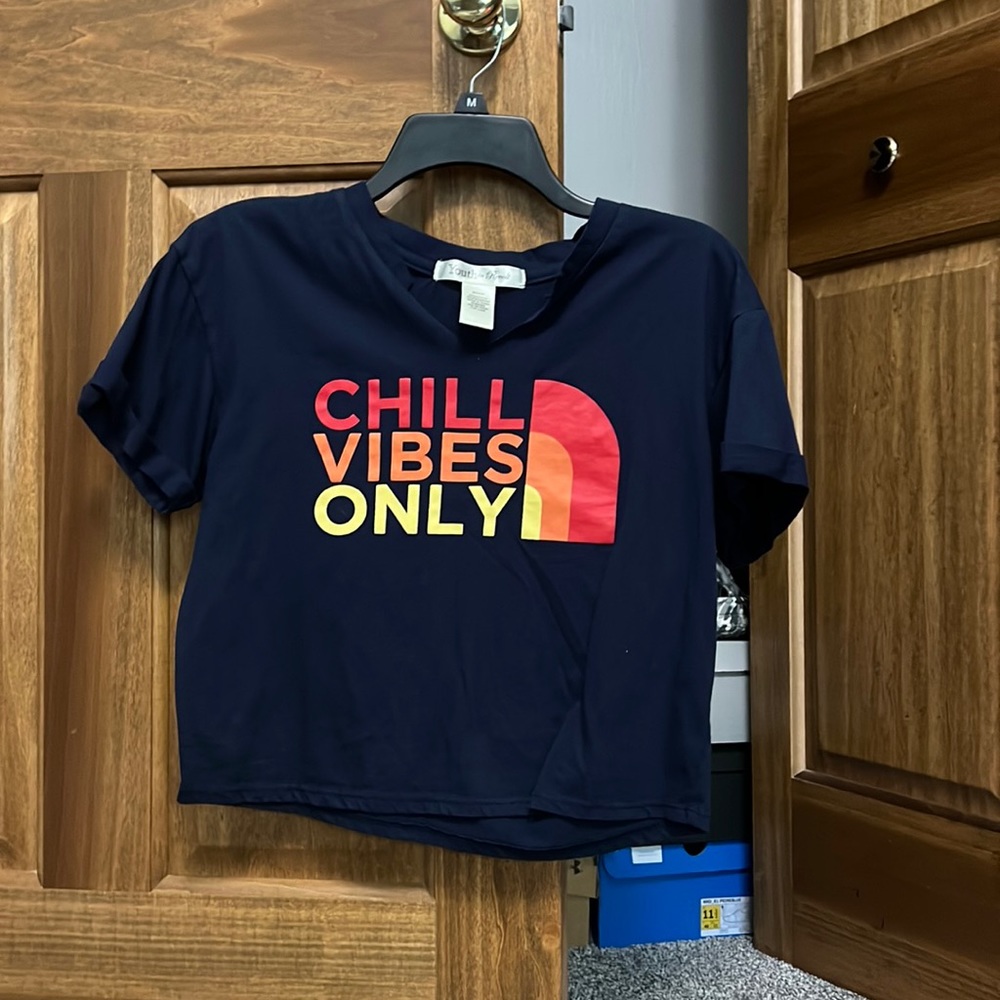 Women crop top